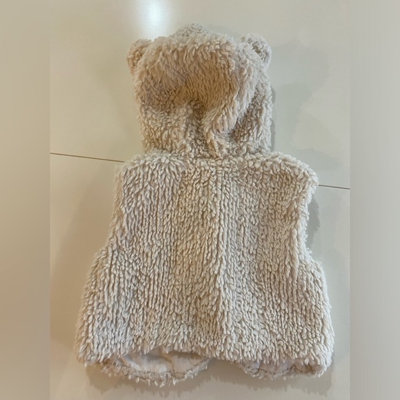 mayoral cream/tan sherpa baby vest with bunny ears 24 months - Picture 4 of 8